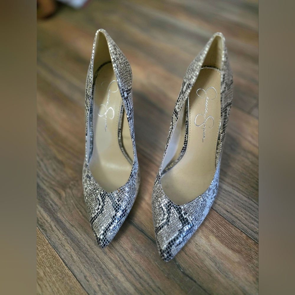Jessica Simpson Snakeskin heel size 10